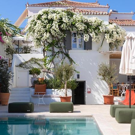 Отель Yayaki Spetses Экстерьер фото