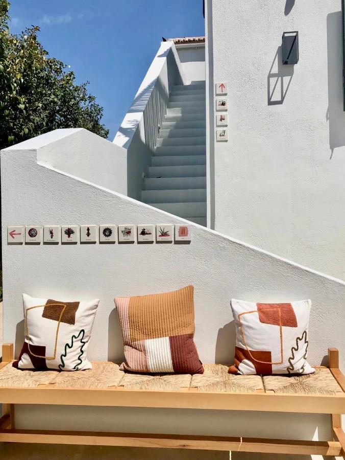Отель Yayaki Spetses Экстерьер фото